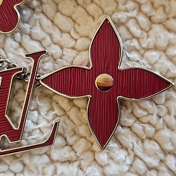 Louis Vuitton Fleur de Monogram Bag Charm - Picture 4 of 5